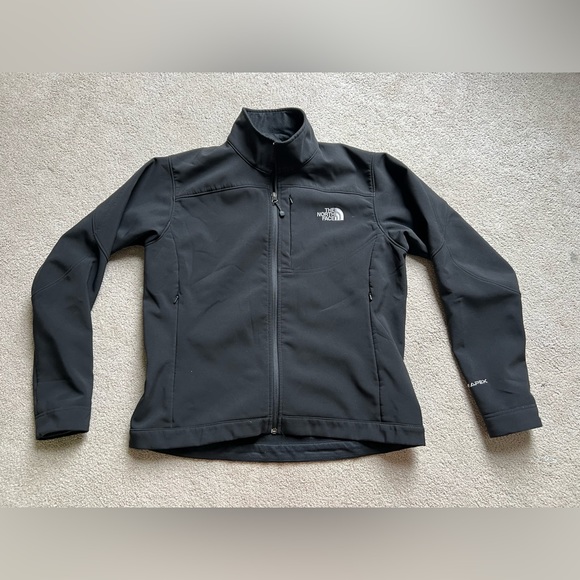 The North Face Black Zip Up Women’s Coat - Picture 1 of 7